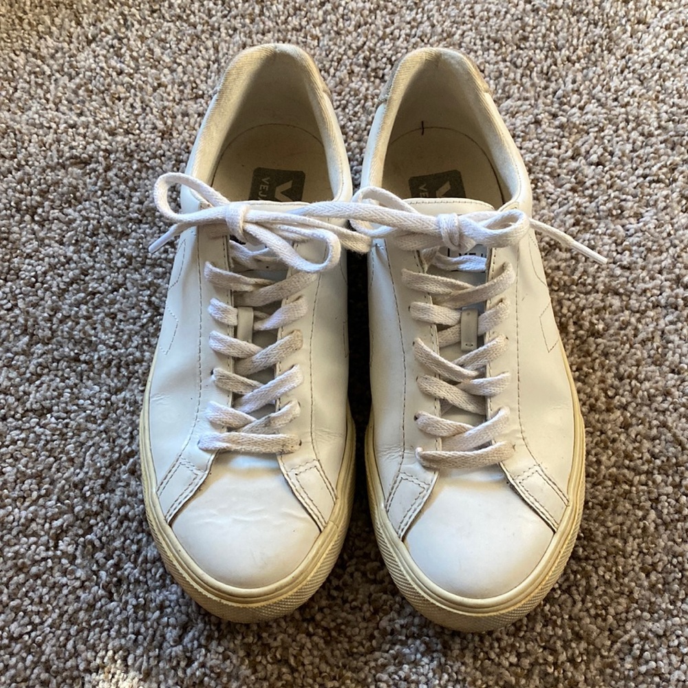 Veja White Leather Sneakers US 7